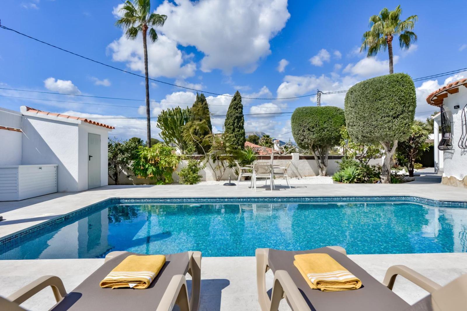 Villas Guzman - Villa Limon Calpe Exteriör bild